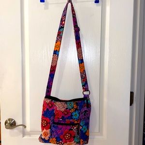 Vera Bradly medium crossbody